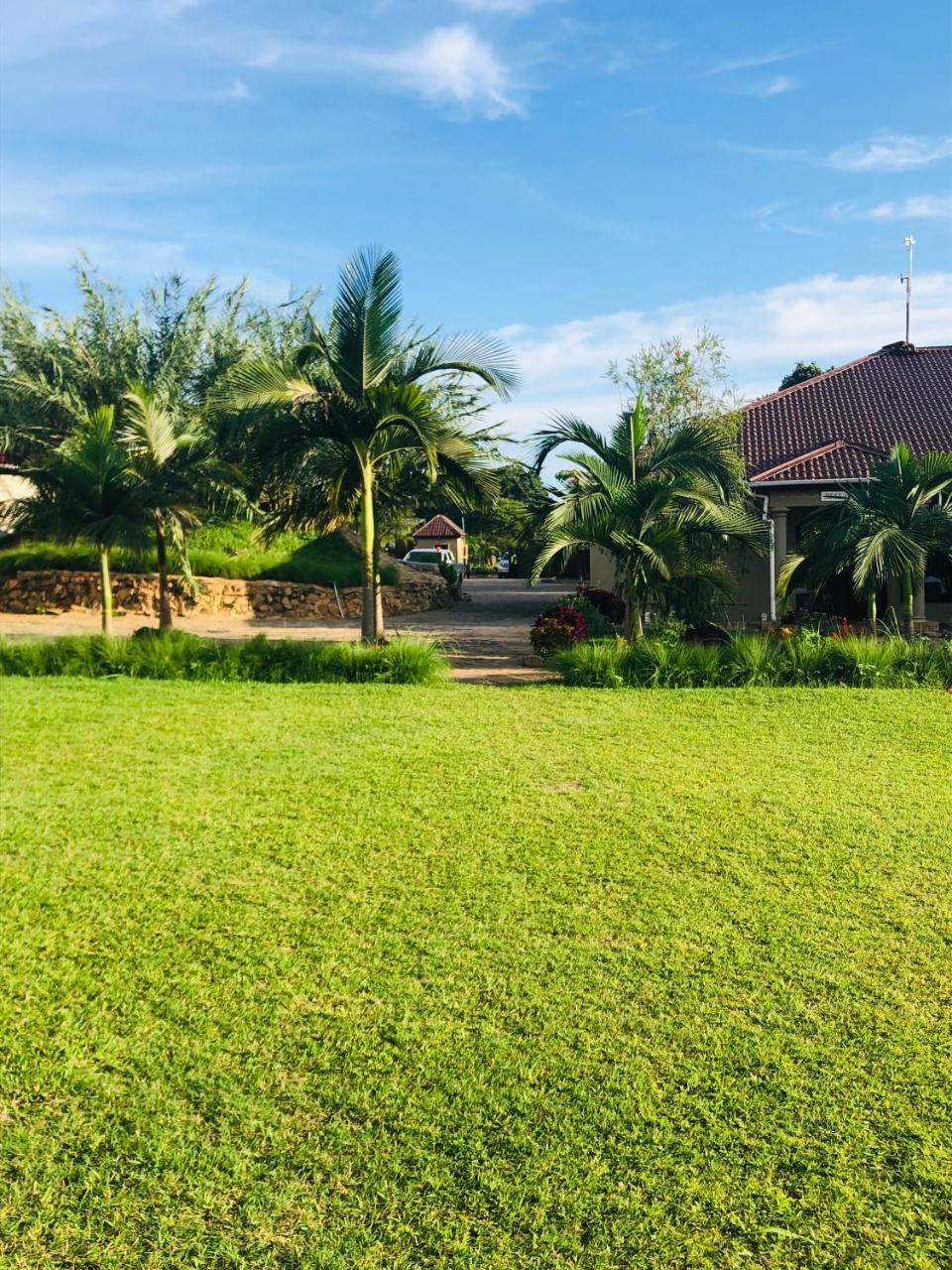 Njele Country Park Villa Ndola Eksteriør billede